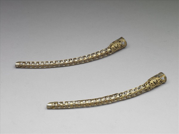 銅鍍金鏤空福壽錢紋指甲套