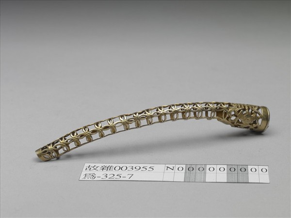 銅鍍金鏤空福壽錢紋指甲套