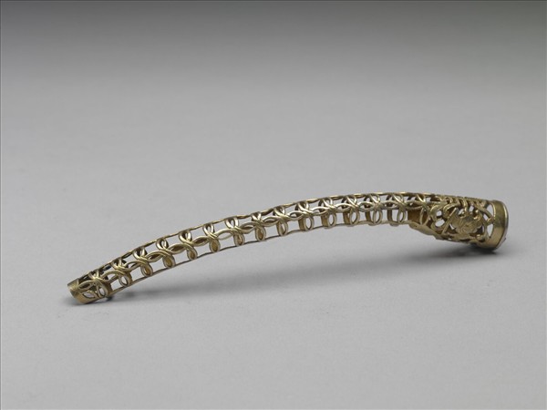 銅鍍金鏤空福壽錢紋指甲套