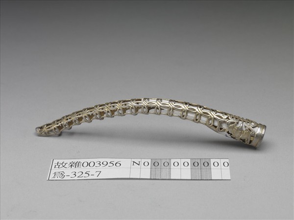 銅鍍金鏤空福壽錢紋指甲套