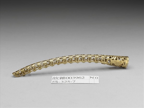 銅鍍金鏤空福壽錢紋指甲套