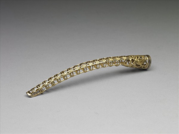 銅鍍金鏤空福壽錢紋指甲套