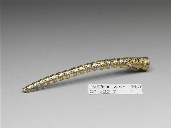 銅鍍金鏤空福壽錢紋指甲套