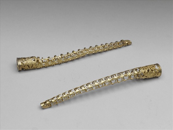 銅鍍金鏤空福壽錢紋指甲套