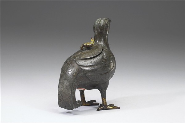 嵌孔雀石鎏金鳥尊