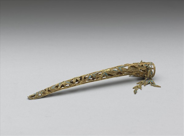 銅鍍金纍絲點翠竹葉紋流蘇指甲套