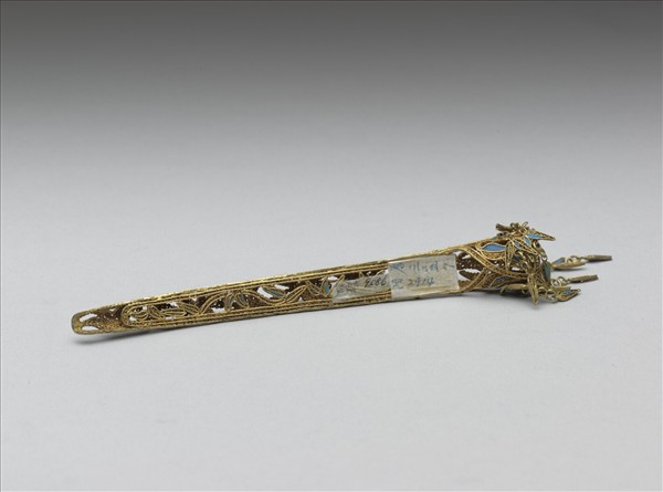 銅鍍金纍絲點翠竹葉紋流蘇指甲套