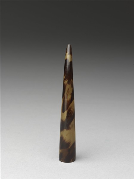 玳瑁古錢紋指甲套