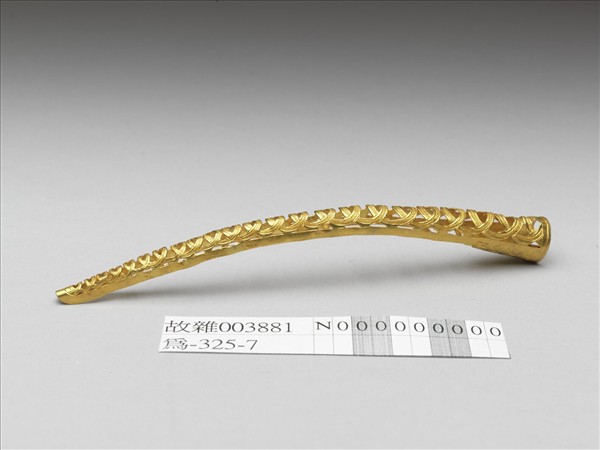 金鏤空錢紋指甲套