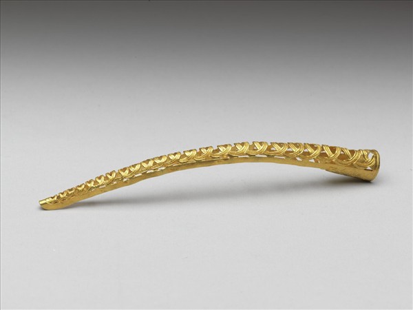 金鏤空錢紋指甲套