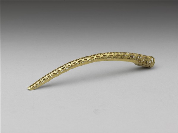 銅鍍金鏤空錢紋指甲套