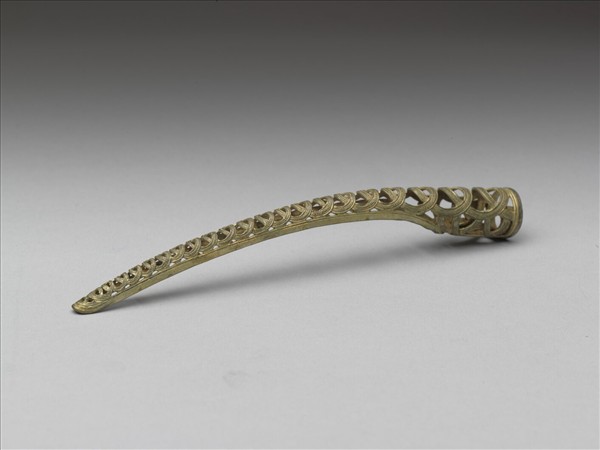 銅鍍金鏤空錢紋指甲套