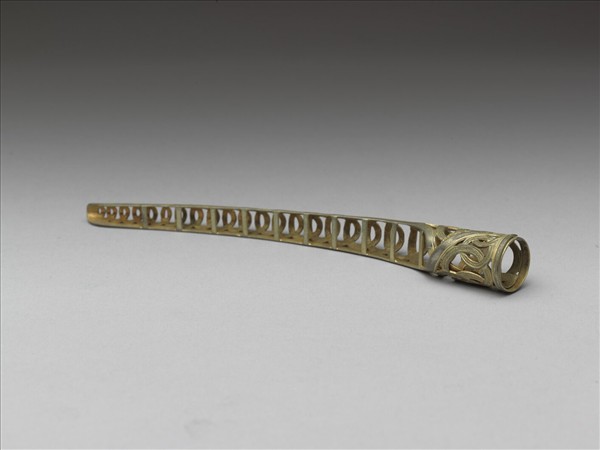 銅鍍金鏤空錢紋指甲套