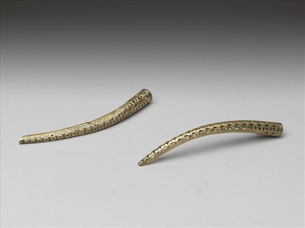 銅鍍金鏤空錢紋指甲套