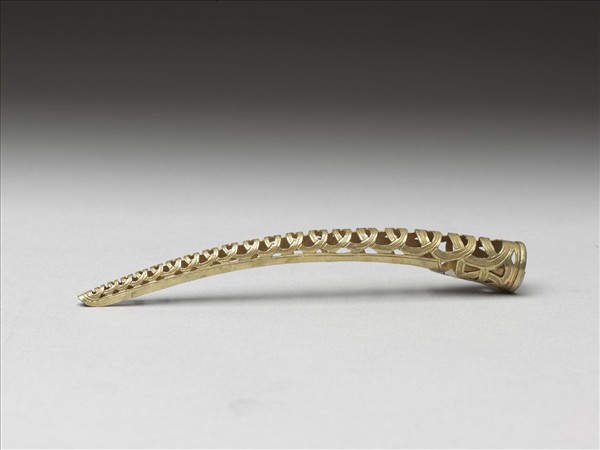 銅鍍金鏤空錢紋指甲套