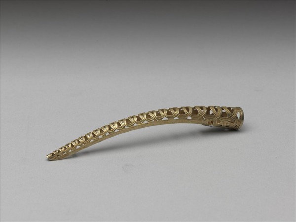 銅鍍金鏤空錢紋指甲套