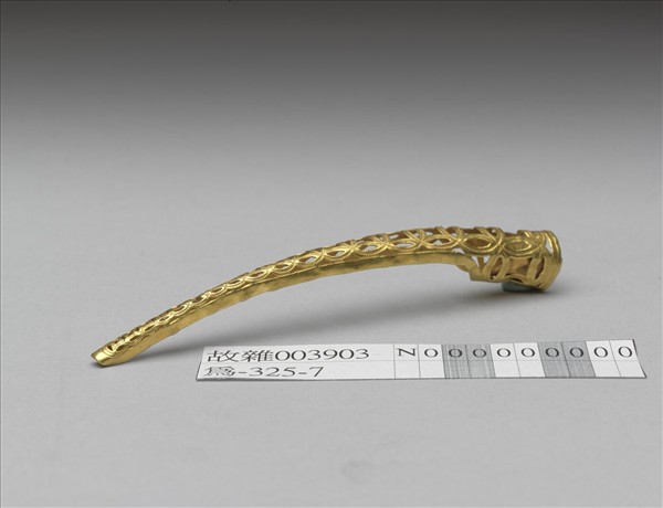 金鏤空錢紋指甲套