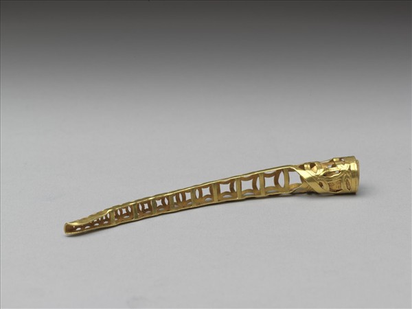 金鏤空錢紋指甲套