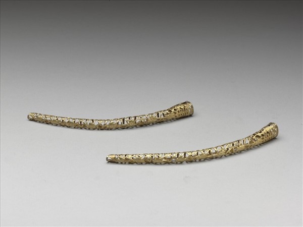 銅鎏金鏤空福壽冰梅紋指甲套