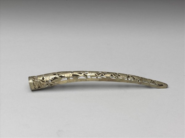 銀鎏金鏤空荷花紋指甲套