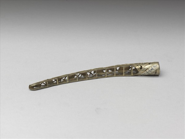 銀鎏金鏤空荷花紋指甲套