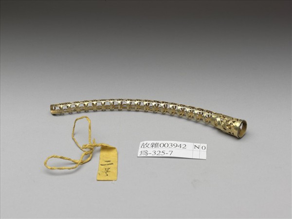 銅鍍金鏤空福壽錢紋指甲套