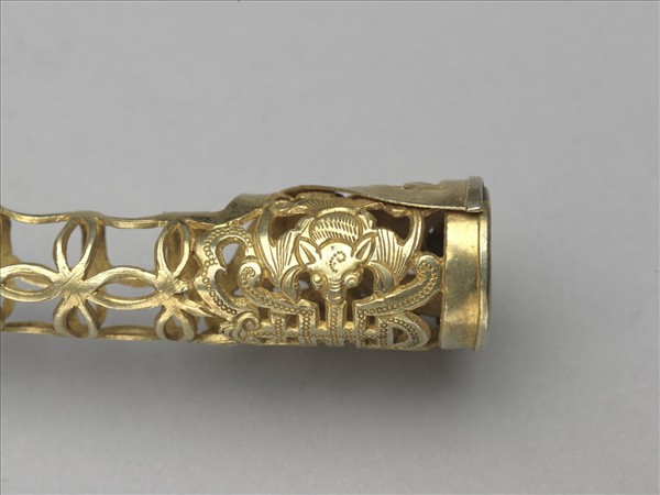 銅鍍金鏤空福壽錢紋指甲套