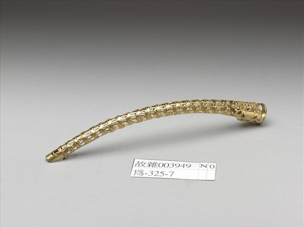 銅鍍金鏤空福壽錢紋指甲套