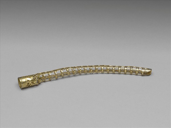 銅鍍金鏤空蝠壽紋指甲套