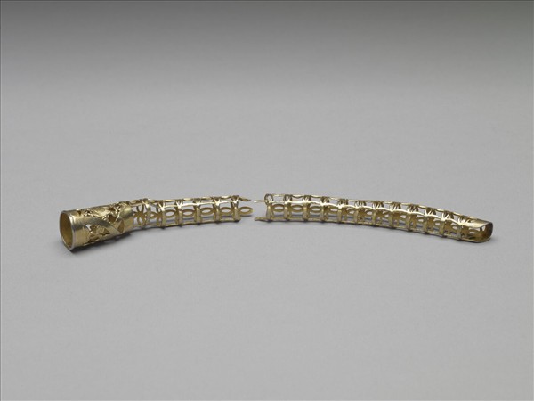 銅鍍金鏤空蝠壽紋指甲套