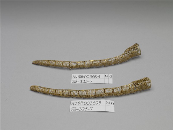 銅鍍金纍絲壽字紋指甲套