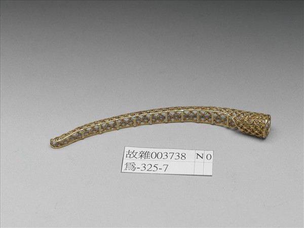 銅鍍金纍絲錢紋指甲套