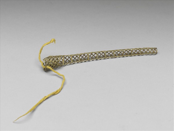 銅鍍金纍絲錢紋指甲套