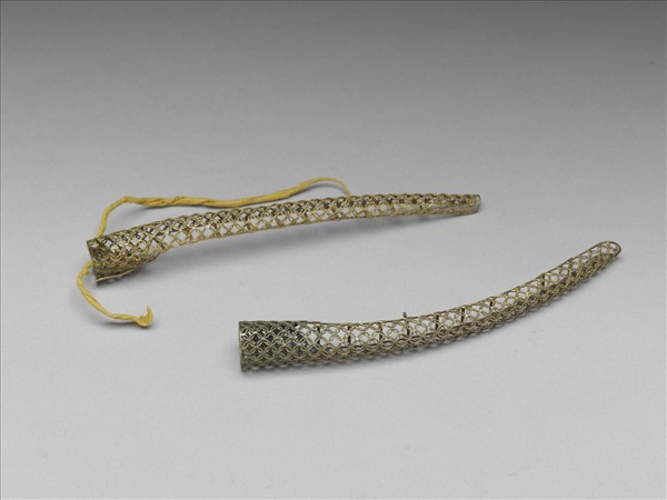 銅鍍金纍絲錢紋指甲套