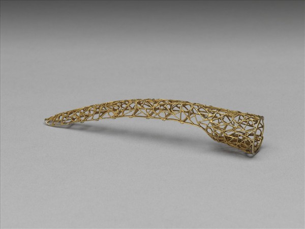 銅鍍金纍絲冰梅紋指甲套