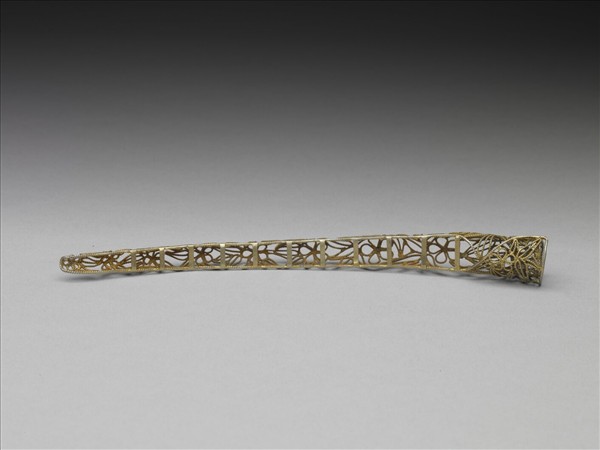 銅鍍金纍絲梅竹紋指甲套