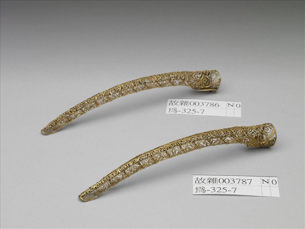 銅鍍金纍絲壽字紋指甲套