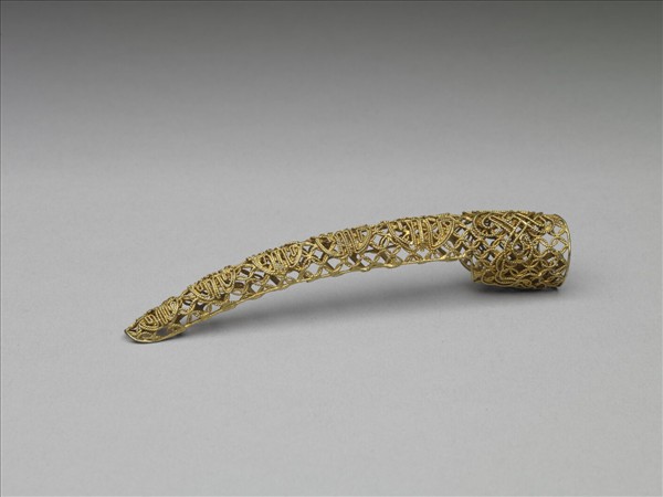 銅鍍金纍絲盤長壽字紋指甲套