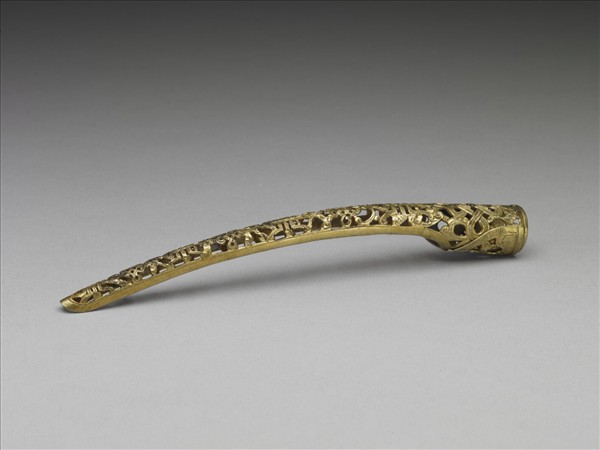 銅鍍金鏤空福壽盤長紋指甲套