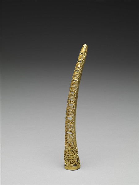 銅鍍金鏤空團壽紋指甲套