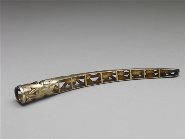 銅鍍金鏤空梅花指甲套