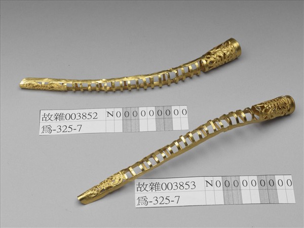 銅鍍金鏤空福壽一字紋指甲套