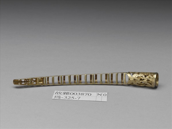 銅鍍金鏤空福壽一字紋指甲套