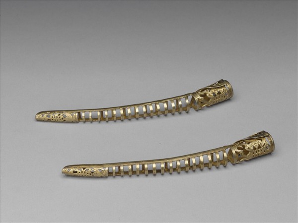 銅鍍金鏤空福壽一字紋指甲套