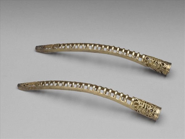 銅鍍金鏤空福壽一字紋指甲套