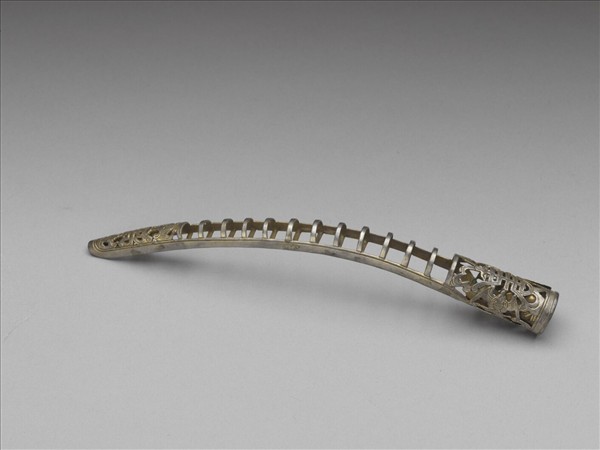 鏤空一字紋指甲套