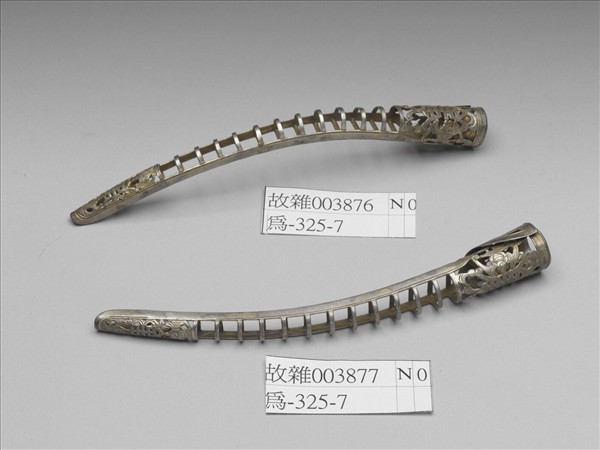 鏤空一字紋指甲套