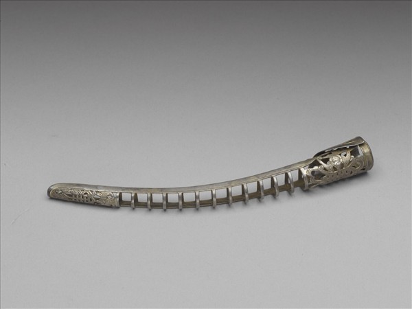 鏤空一字紋指甲套