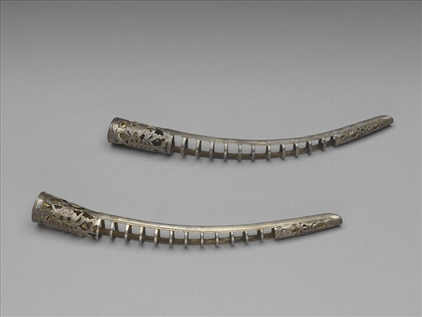 銅鎏銀鏤空福壽一字紋指甲套