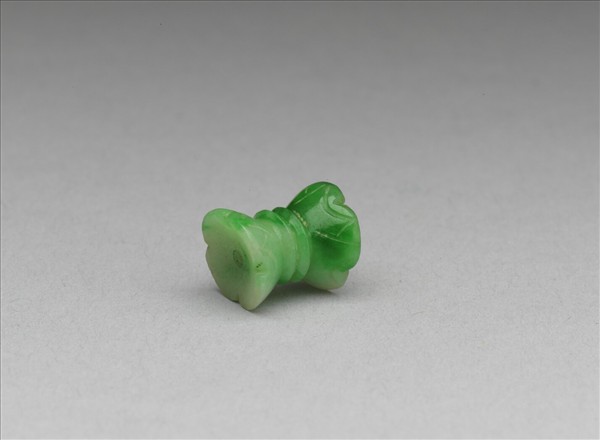 翠玉荷葉飾件